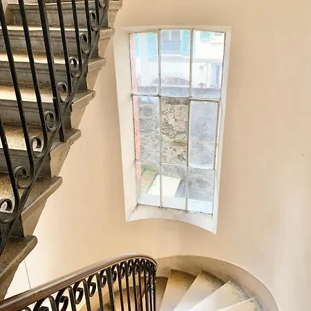 شقة Flat Completely Renovated In The Centre #bl
